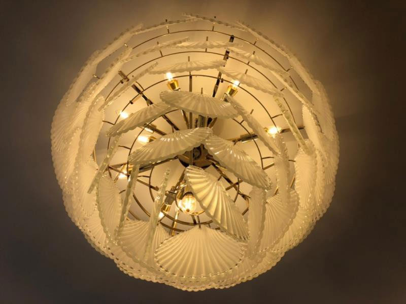 Đèn thả chùm thủy tinh hình vỏ sò cho phòng khách lãng mạn Venus NP86022